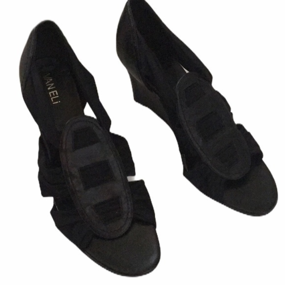 VANELI black leather stretch cut out fabric wedges